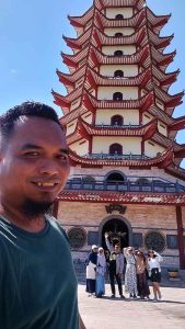 indah irfan pontianak kuching tour